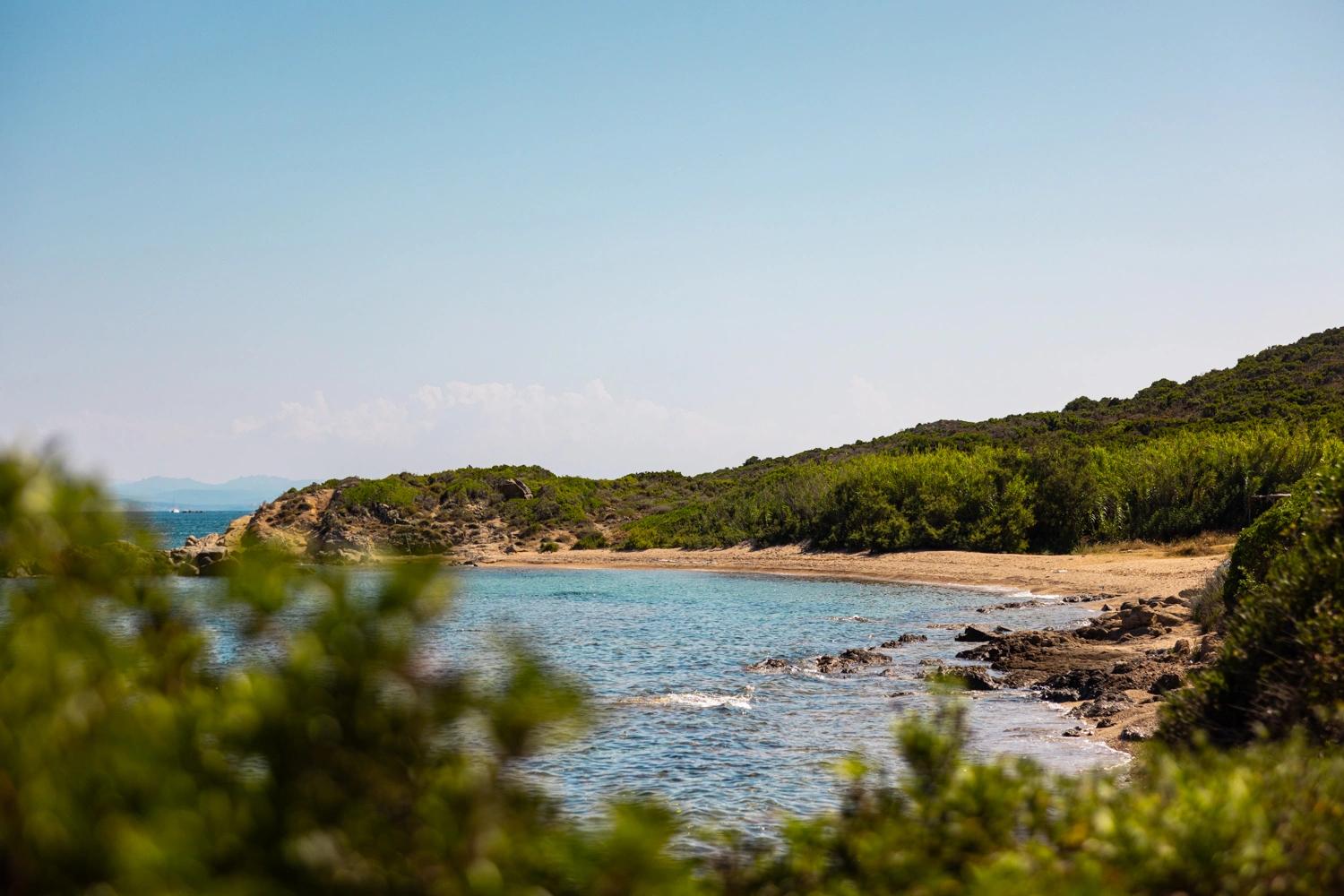 Baie méditerranéenne idéale pour une villa de luxe avec plage privée
